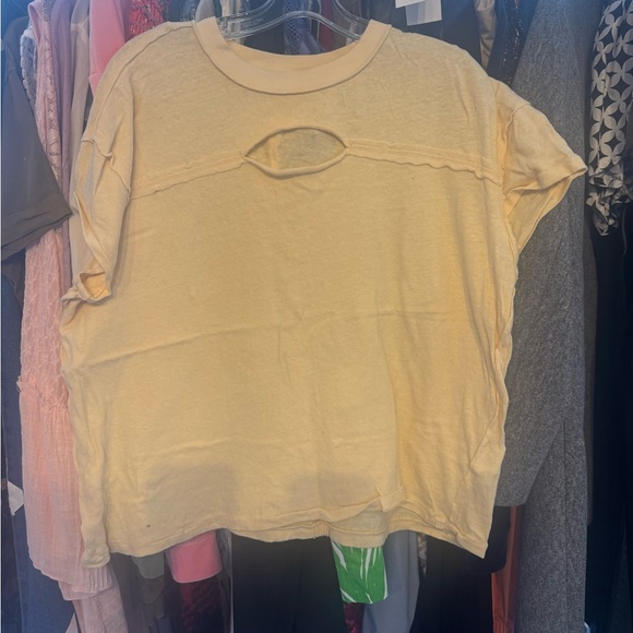 We the Free yellow short sleeve top size medium - Picture 5 of 5